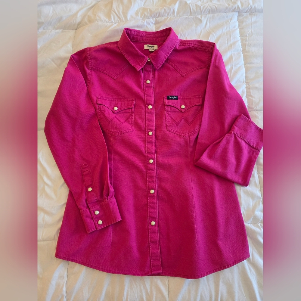 Wrangler Pink Women's LS Retro Shirt